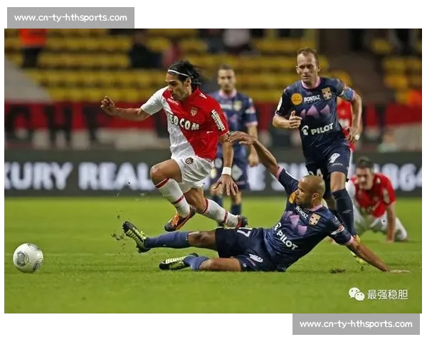 罗马诺确认！布伦特福德签下费耶诺德中场新星米兰博